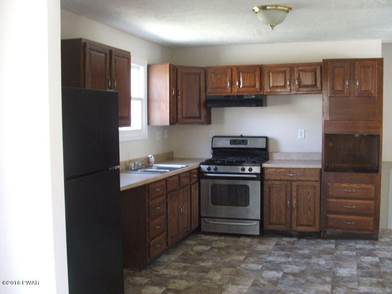 4809 Pine Ridge Drive West Bushkill, PA 18324 - Photo 6 of 8