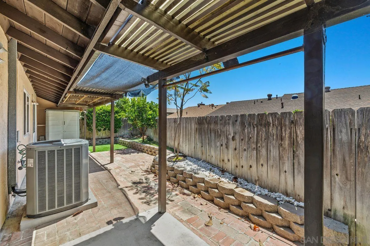 14215 Sutter Mill Way Poway, CA 92064 - Photo 21 of 38