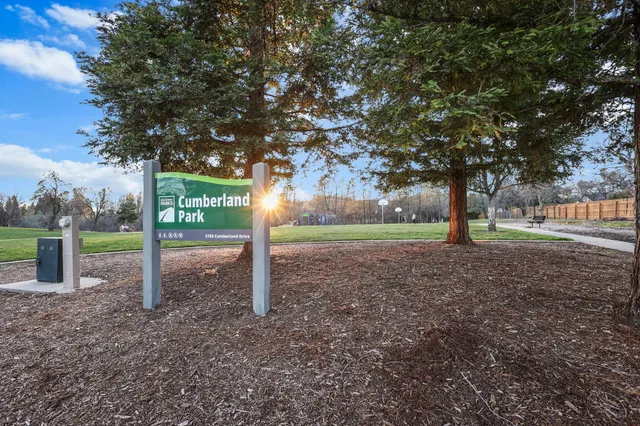 $825,000 | 2358 Cumberland Drive, Redding, CA 96001