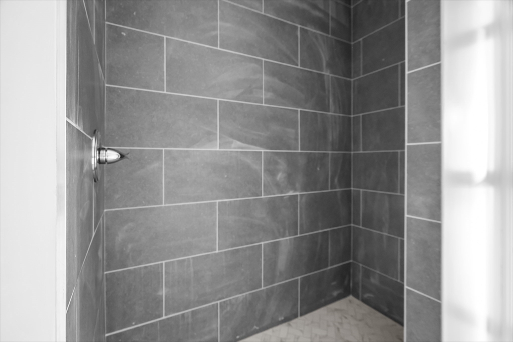 635 Old Post Road, Unit 302 Sharon, MA 02067 - Photo 23 of 32