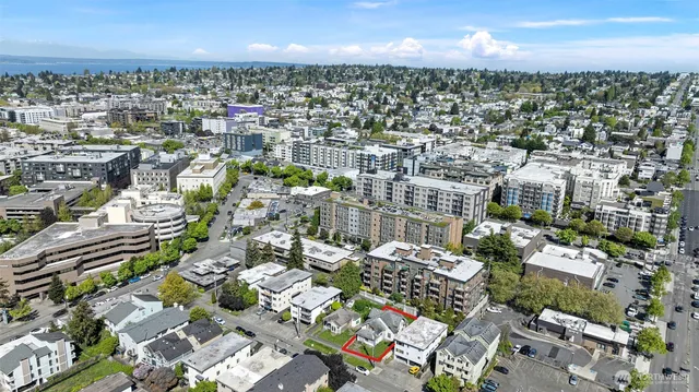 $1,500,000 | 1526 Northwest 53rd Street, Seattle, WA 98107