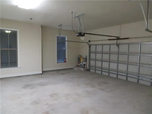 $2,800 | 9582 Catalpa Loop, Waggaman, LA 70094