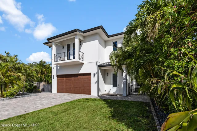 $4,500 | 151 24th Street, Cocoa Beach, FL 32931