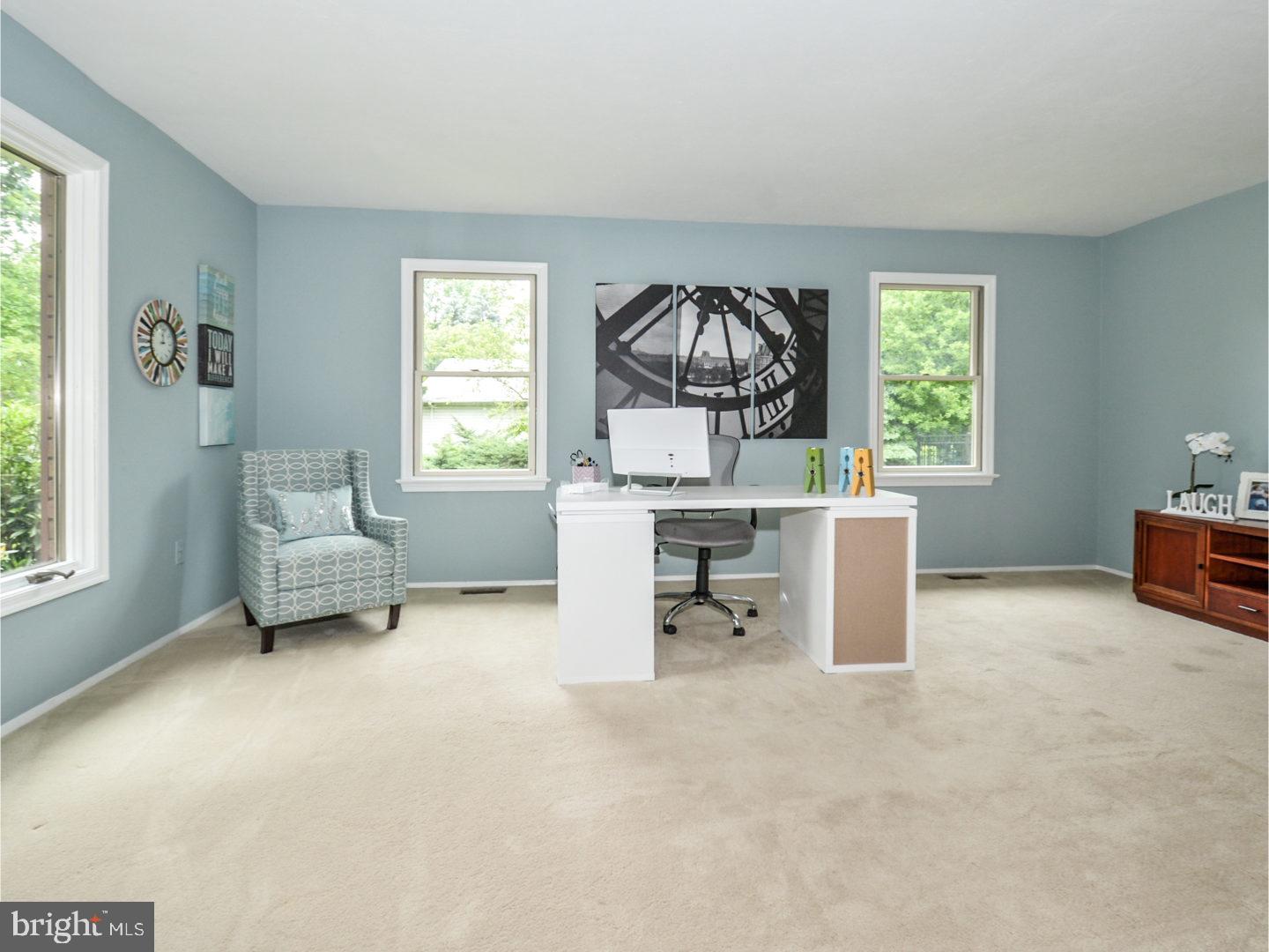 1755 Farmview Road Maple Glen, PA 19002 - Photo 13 of 25 Living Room