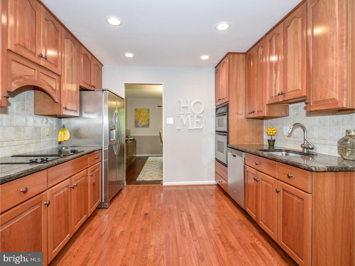 1755 Farmview Road Maple Glen, PA 19002 - Photo 6 of 25 Gallery Image 6