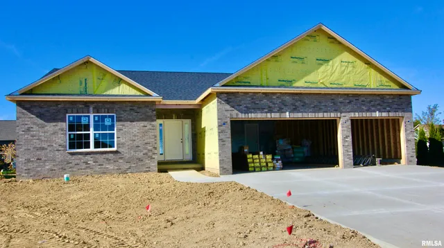 $489,900 | 1700 Rustic Oak Drive, Washington, IL 61571