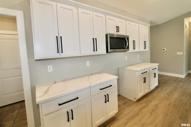 $489,900 | 1700 Rustic Oak Drive, Washington, IL 61571