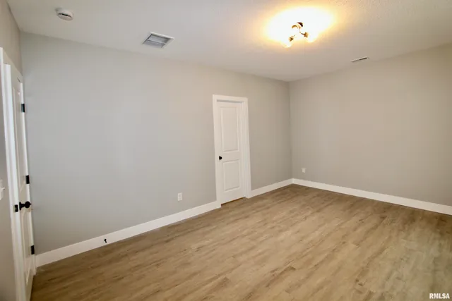 $489,900 | 1700 Rustic Oak Drive, Washington, IL 61571