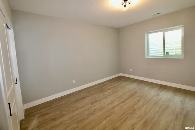 $489,900 | 1700 Rustic Oak Drive, Washington, IL 61571