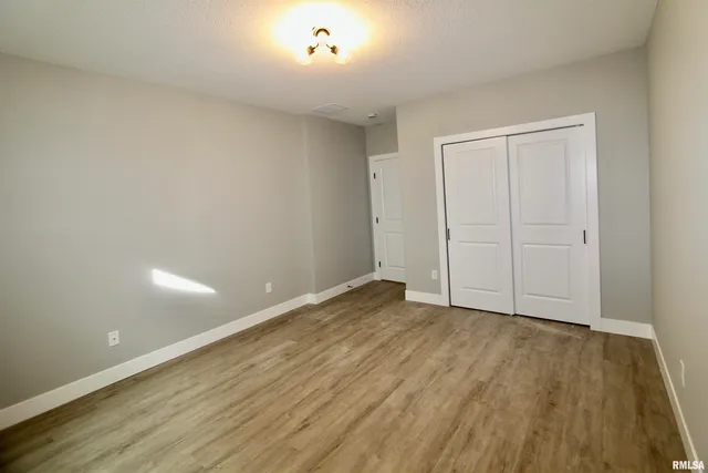 $489,900 | 1700 Rustic Oak Drive, Washington, IL 61571