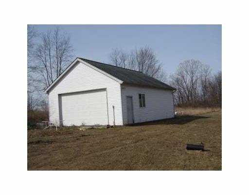 9186 Roe Road Chelsea, MI 48118 - Photo 3 of 10 Photo 3