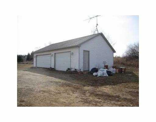9186 Roe Road Chelsea, MI 48118 - Photo 4 of 10 Photo 4