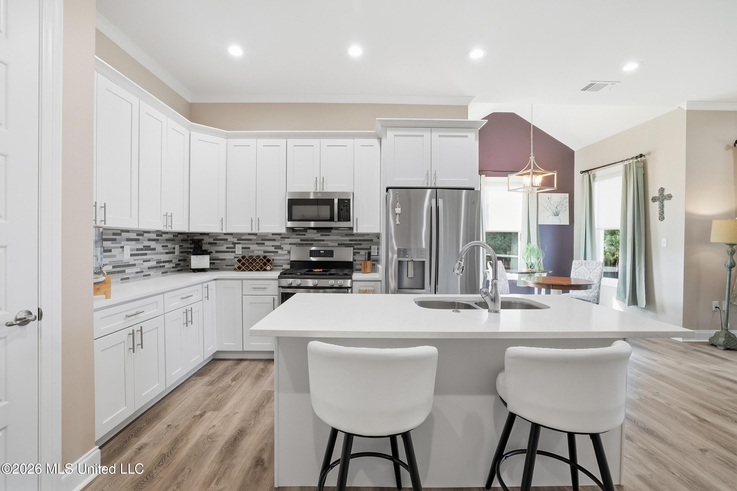 209 White Harbor Road Long Beach, MS 39560 - Photo 8 of 37 20_r6__0207