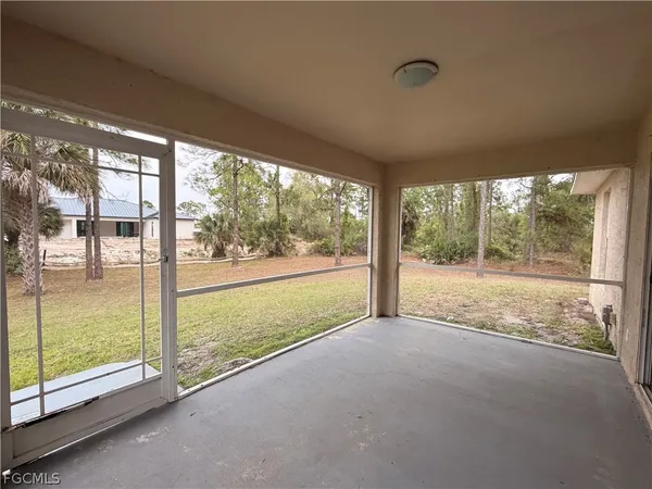 $1,695 | 208 Homewood Avenue South, Lehigh Acres, FL 33974