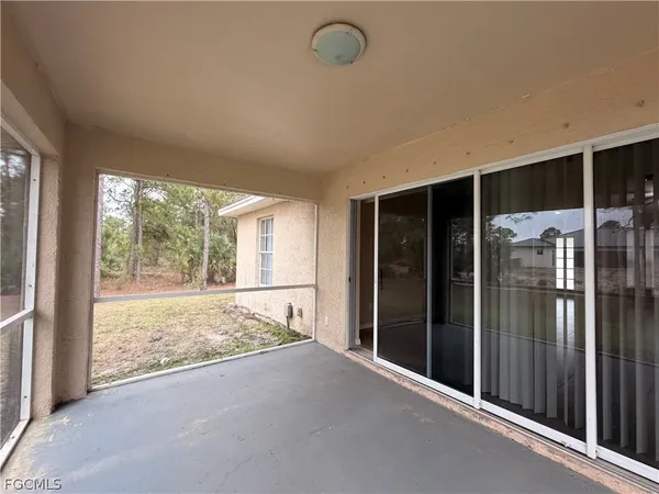 $1,695 | 208 Homewood Avenue South, Lehigh Acres, FL 33974