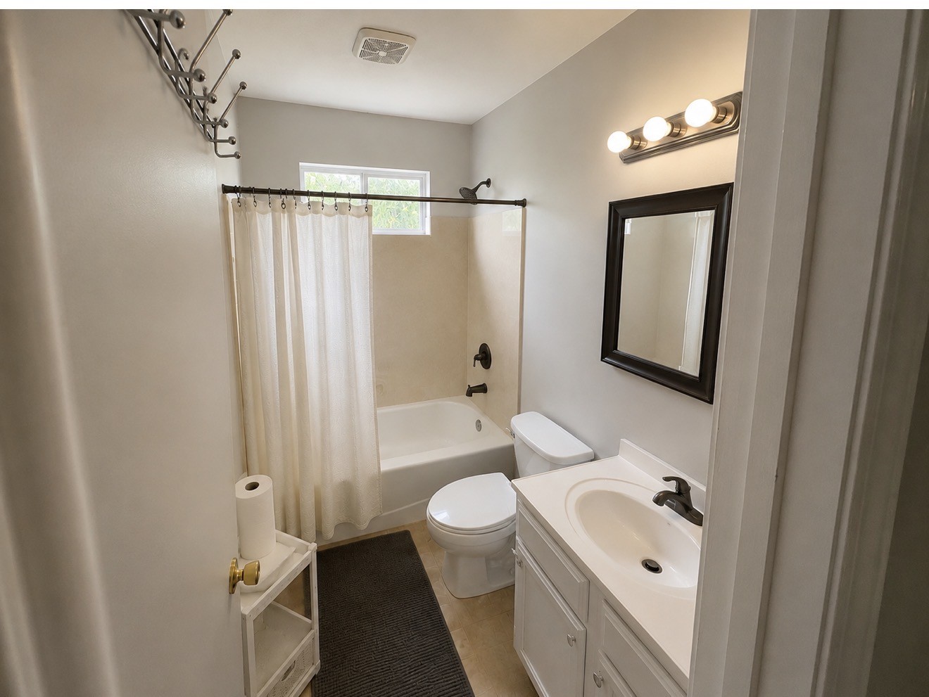 606 Pine Tree Road Huntsville, TX 77320 - Photo 12 of 28 Gallery Image 12