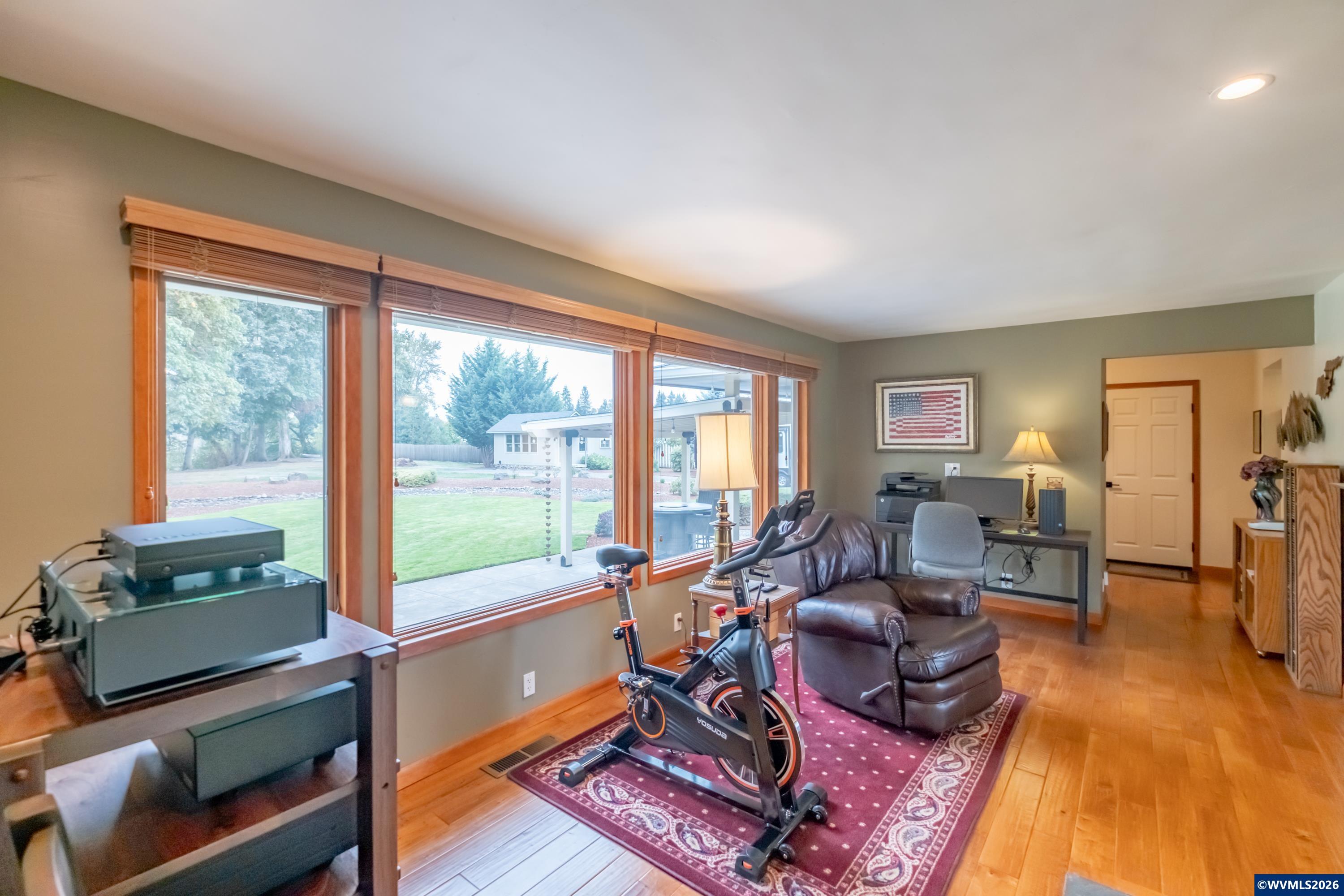 2866 Talbot Road South Jefferson, OR 97352 - Photo 21 of 50