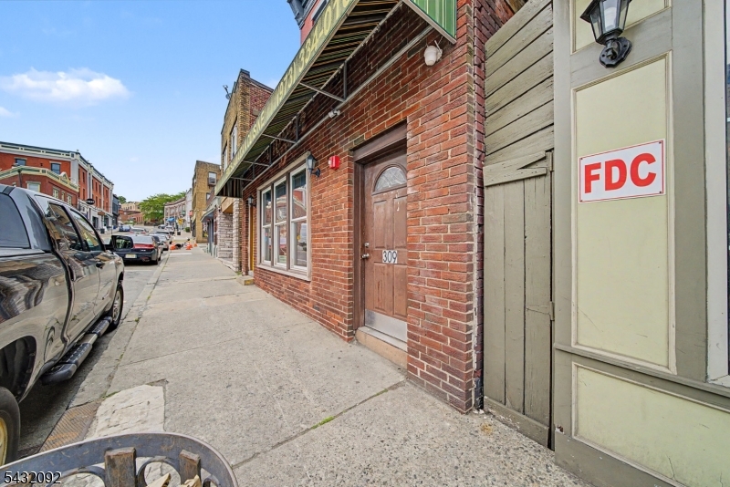 309 Main Street, Unit 3 Boonton, NJ 07005 - Photo 15 of 17 a view of city