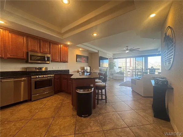 $2,800 | 211 Moser Avenue, Unit 302, Bullhead City, AZ 86429