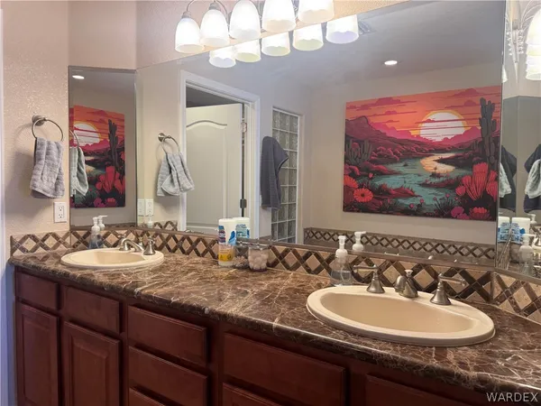 $2,800 | 211 Moser Avenue, Unit 302, Bullhead City, AZ 86429