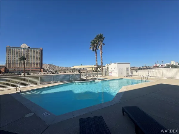 $2,800 | 211 Moser Avenue, Unit 302, Bullhead City, AZ 86429