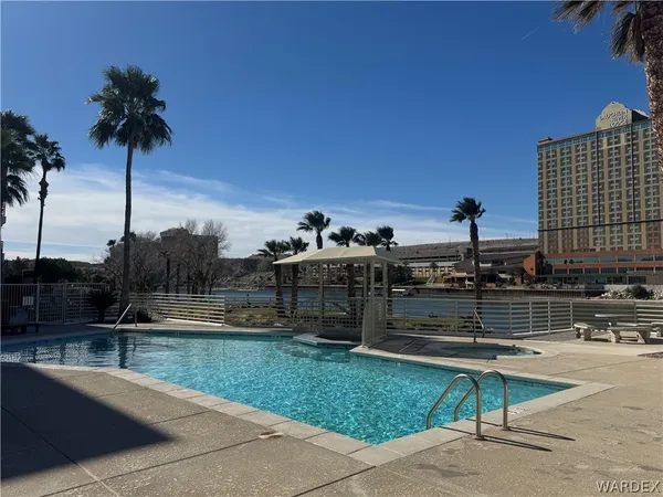 $2,800 | 211 Moser Avenue, Unit 302, Bullhead City, AZ 86429