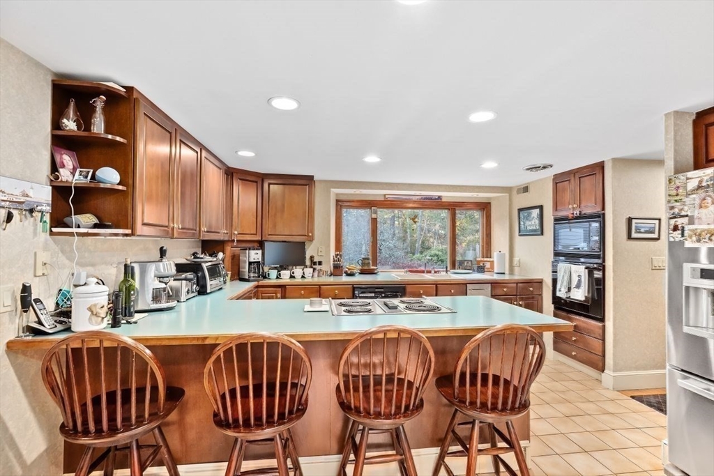 26 Mordecai Lincoln Road Scituate, MA 02066 - Photo 24 of 36 a view of a dining room with furniture