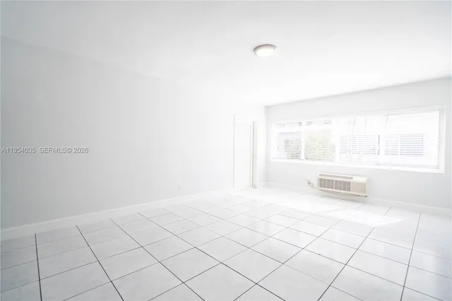 $2,700 | 8340 Byron Avenue, Unit 12, Miami Beach, FL 33141