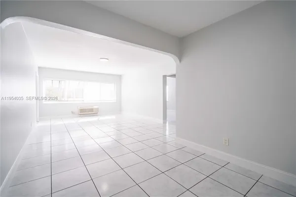 $2,450 | 8340 Byron Avenue, Unit 12, Miami Beach, FL 33141