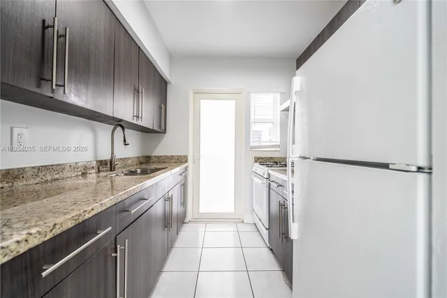 $2,700 | 8340 Byron Avenue, Unit 12, Miami Beach, FL 33141