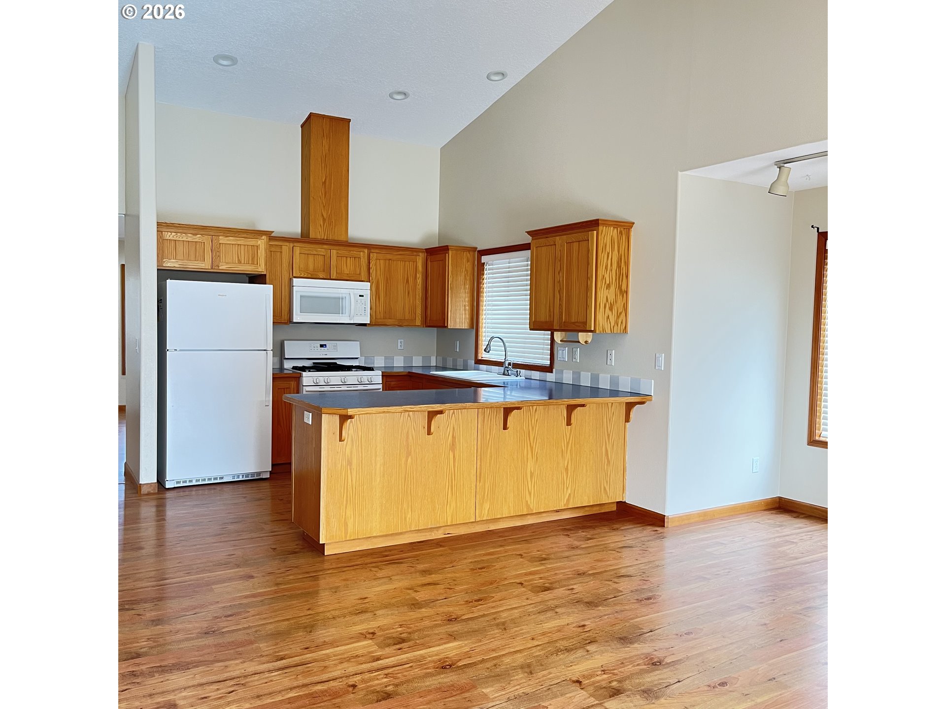51672 Southeast 3rd Street Scappoose, OR 97056 - Photo 8 of 34 Kitchen