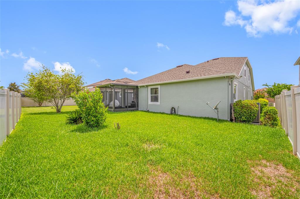 19382 Long Lake Ranch Boulevard Lutz, FL 33558 - Photo 32 of 42