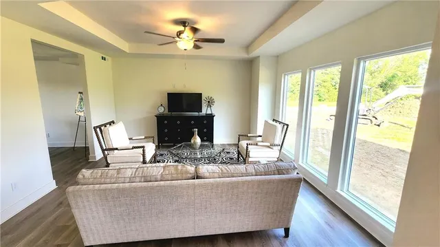 $399,000 | 1816 Silverback Way, Pittsburg, KS 66762