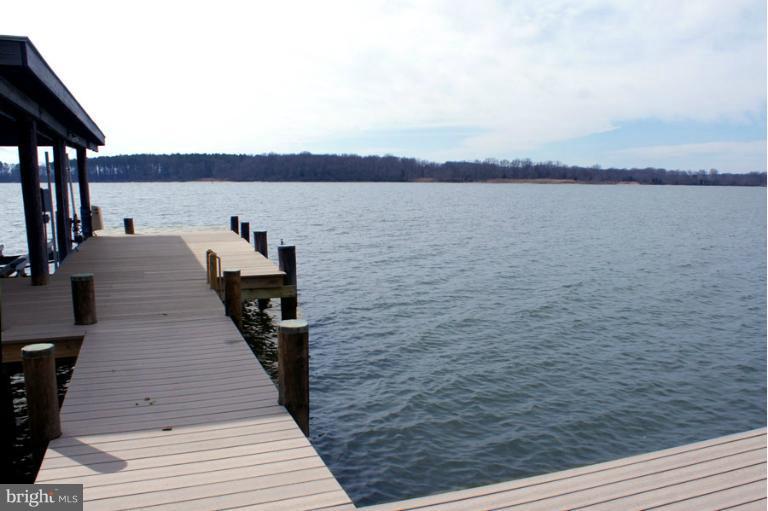 203 Likes Road Edgewater, MD 21037 - Photo 2 of 30 View