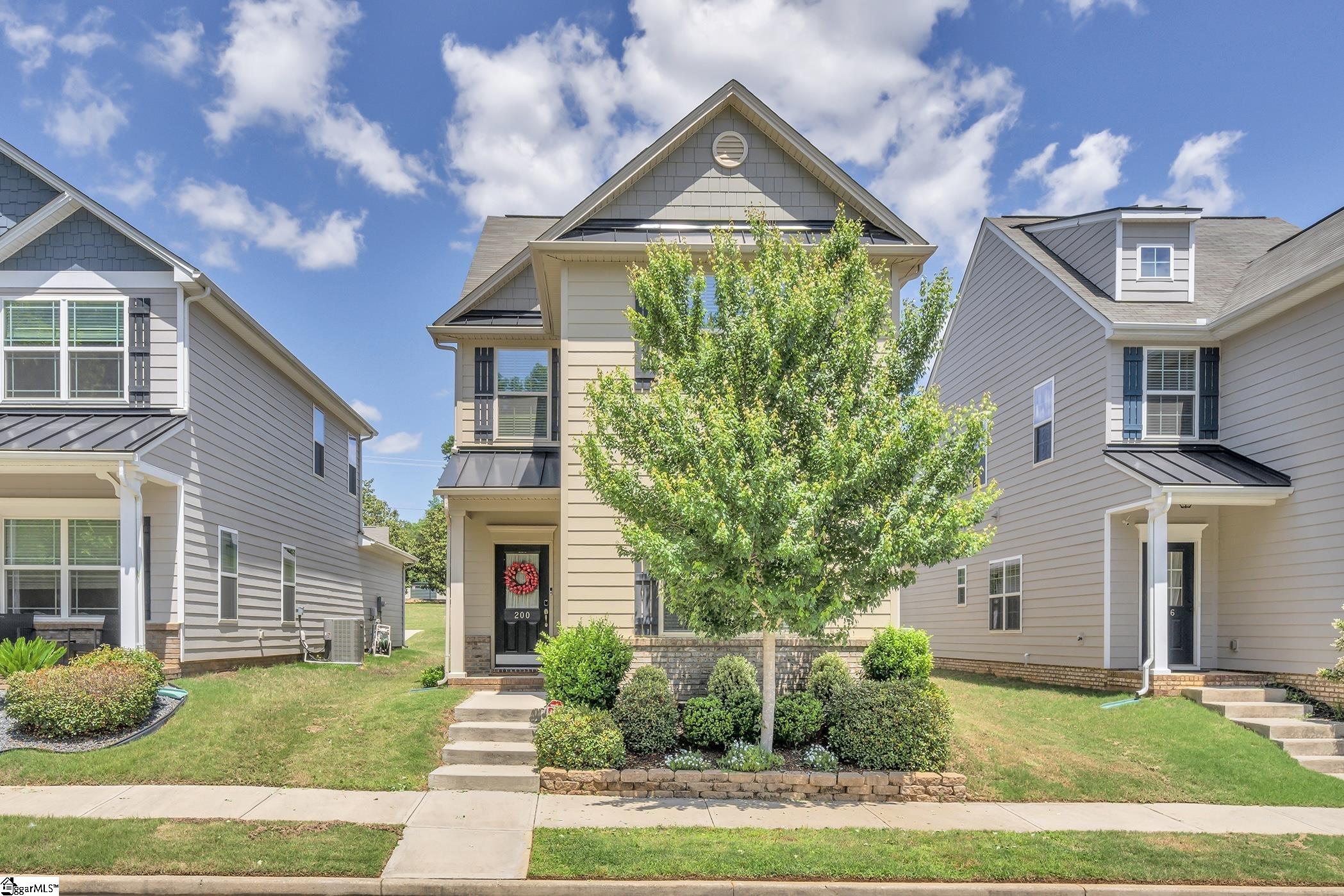 200 Ellis Mill Street Simpsonville, SC 29680 - Photo 1 of 34