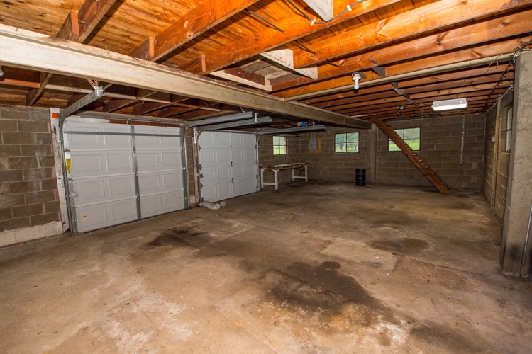 21109 Brick Road South Bend, IN 46628 - Photo 10 of 16 Gallery Image 10