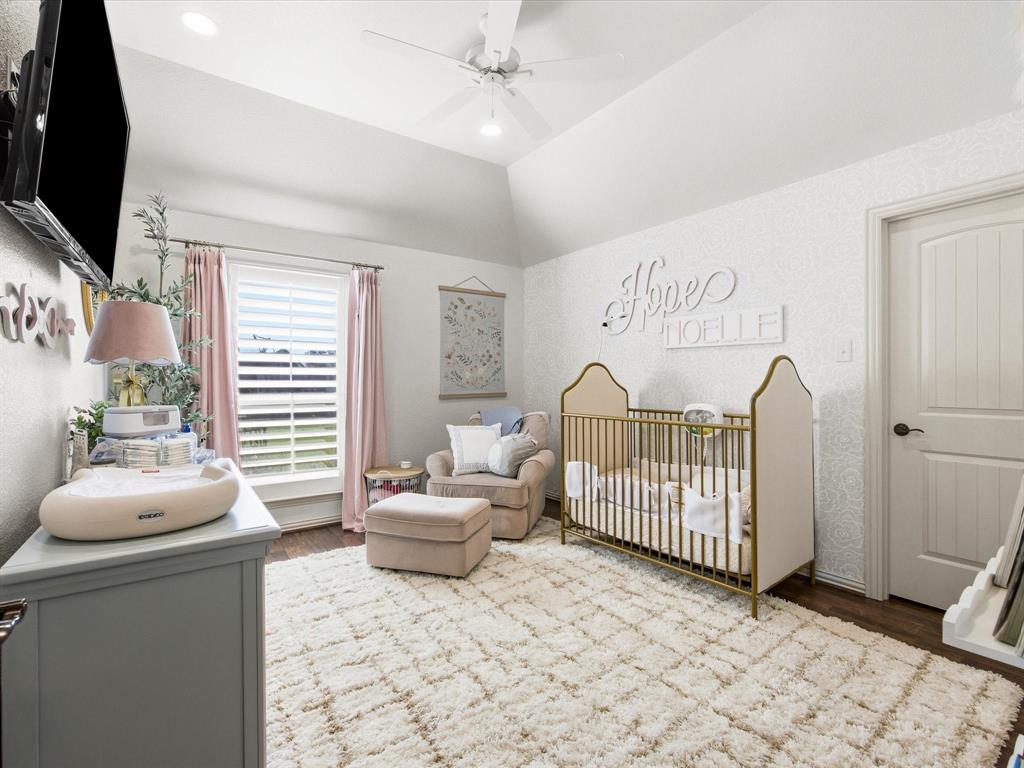 105 Mesquite Court Decatur, TX 76234 - Photo 20 of 36 Bedroom one