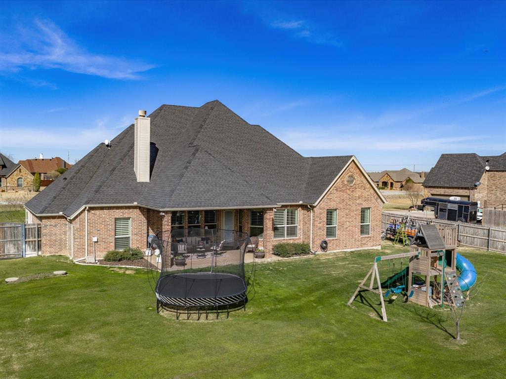 105 Mesquite Court Decatur, TX 76234 - Photo 30 of 36 Back yard