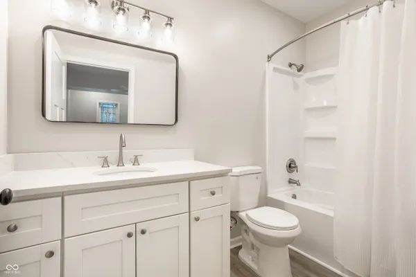 $2,000 | 108 West Main Street, Unit B, Thorntown, IN 46071