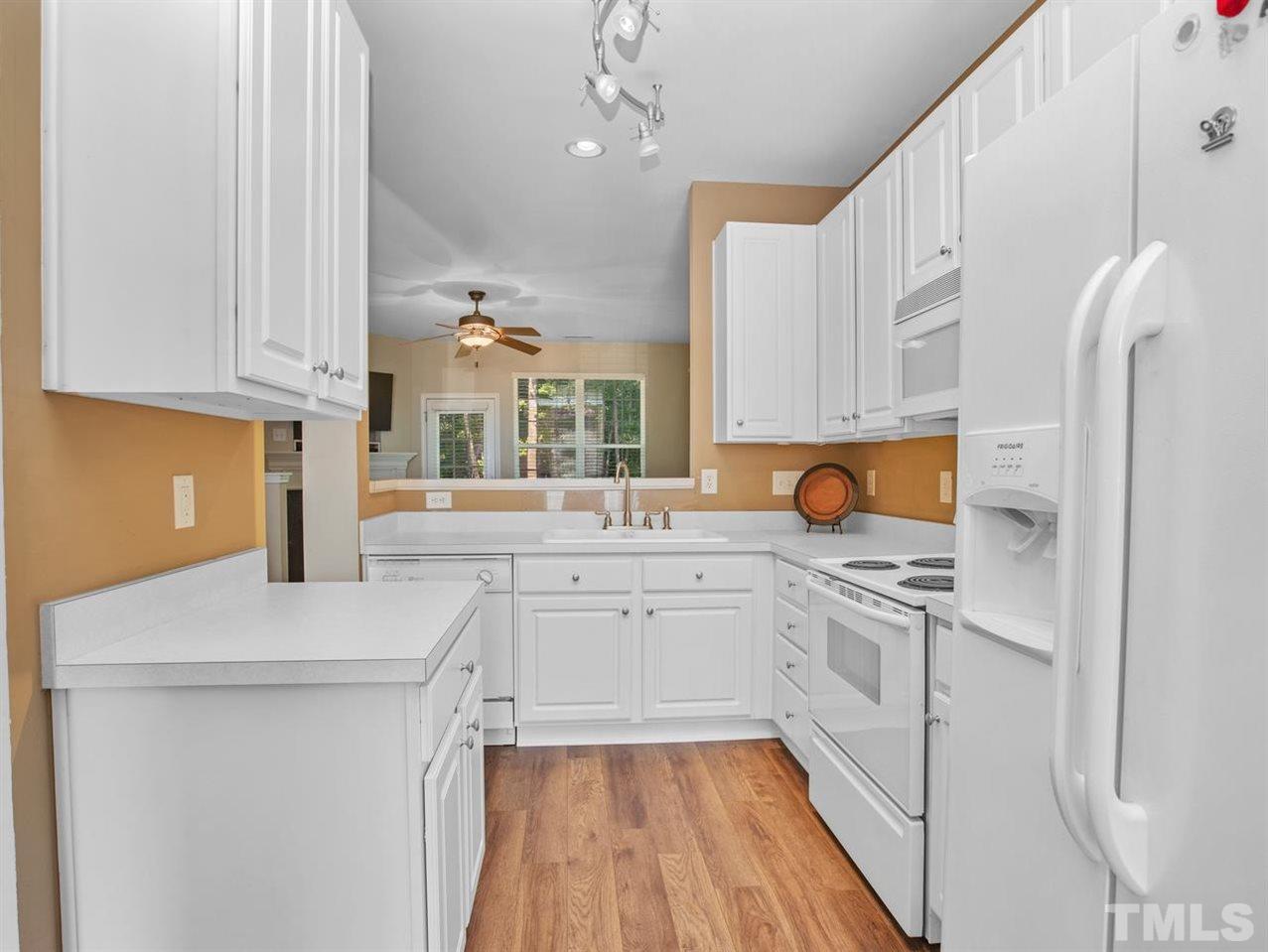 8233 City Loft Court Raleigh, NC 27613 - Photo 5 of 23