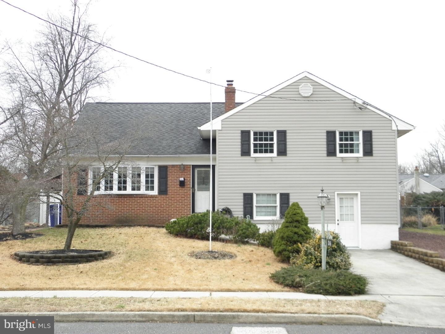 36 Linden Road Burlington, NJ 08016 - Photo 1 of 25 Front Yard