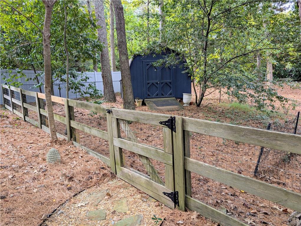 4220 Exeter Close Northwest Atlanta, GA 30327 - Photo 53 of 61