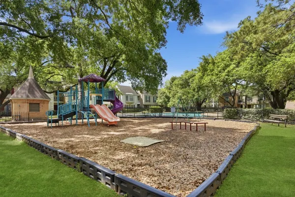 $260,000 | 13132 Trail Hollow Drive, Unit 3132, Houston, TX 77079
