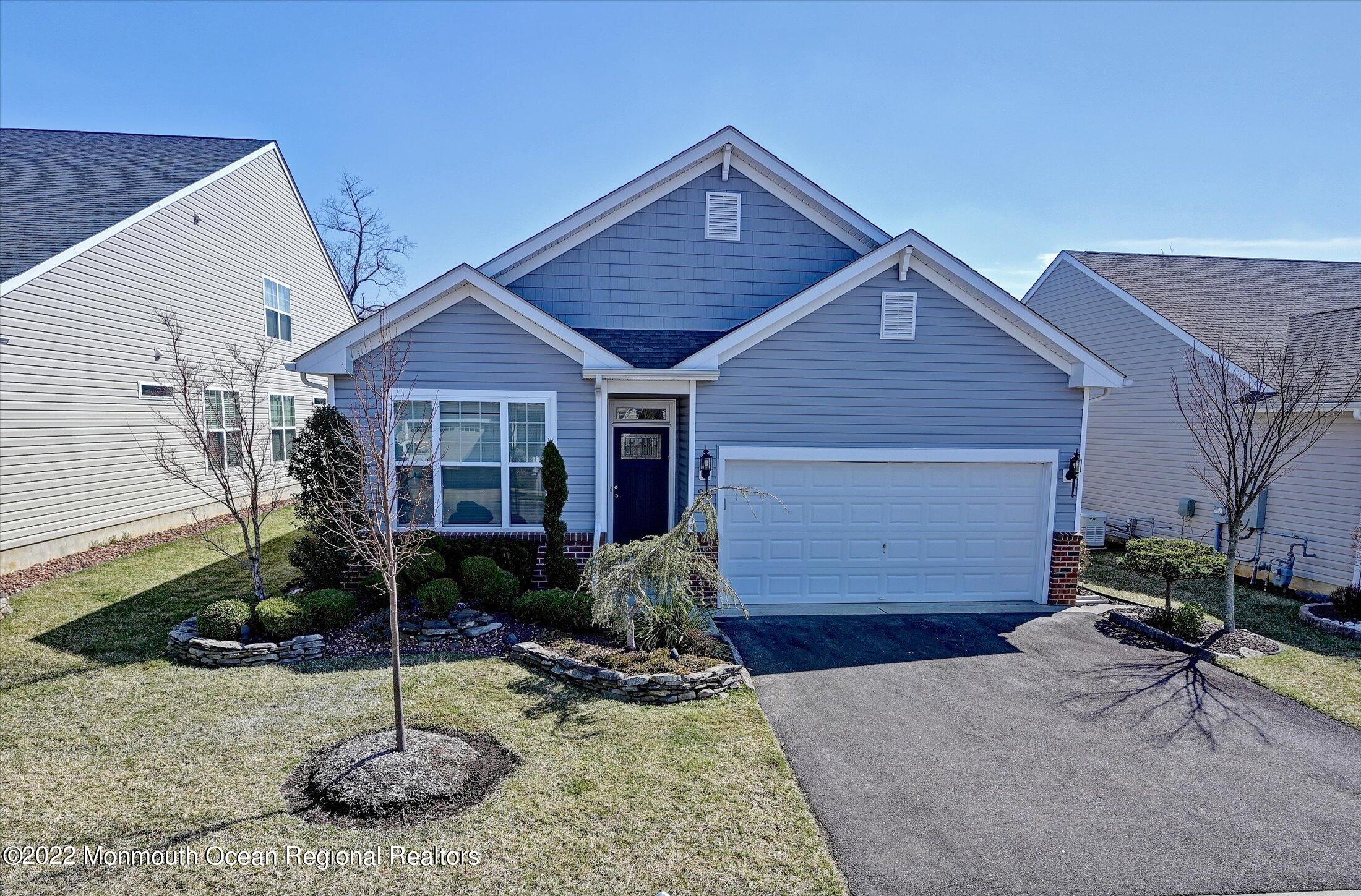 25 Comtois Road Manalapan, NJ 07726 - Photo 1 of 46 01-20521388
