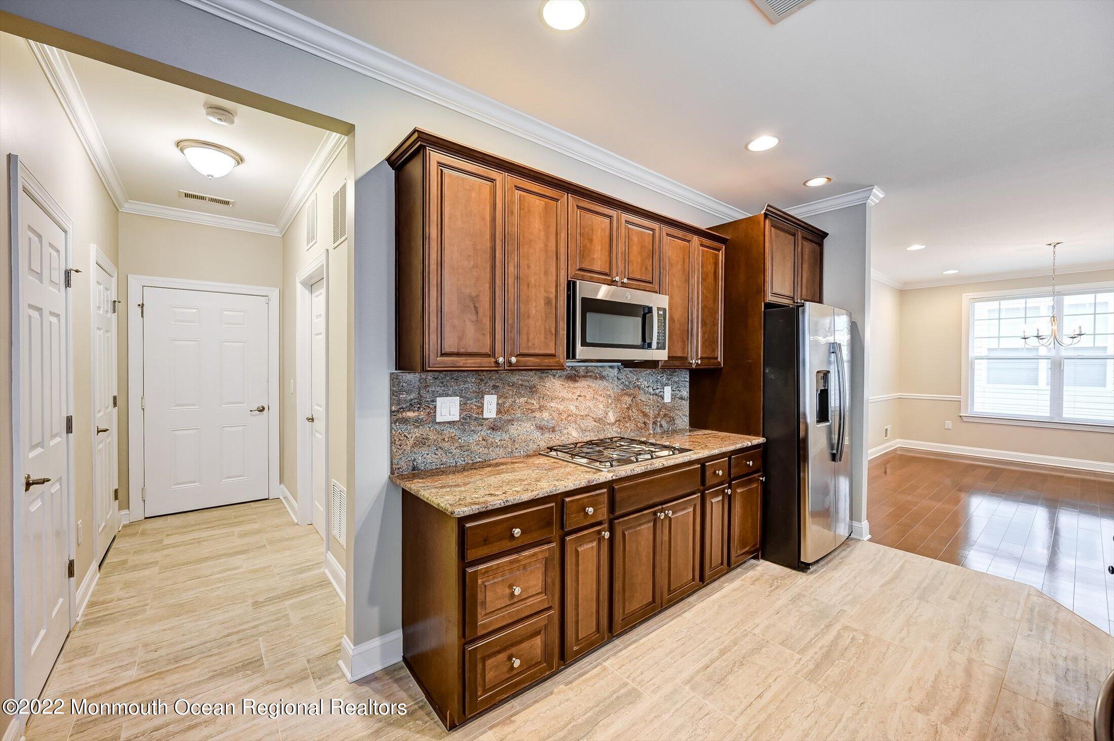 25 Comtois Road Manalapan, NJ 07726 - Photo 11 of 46 11-20521201