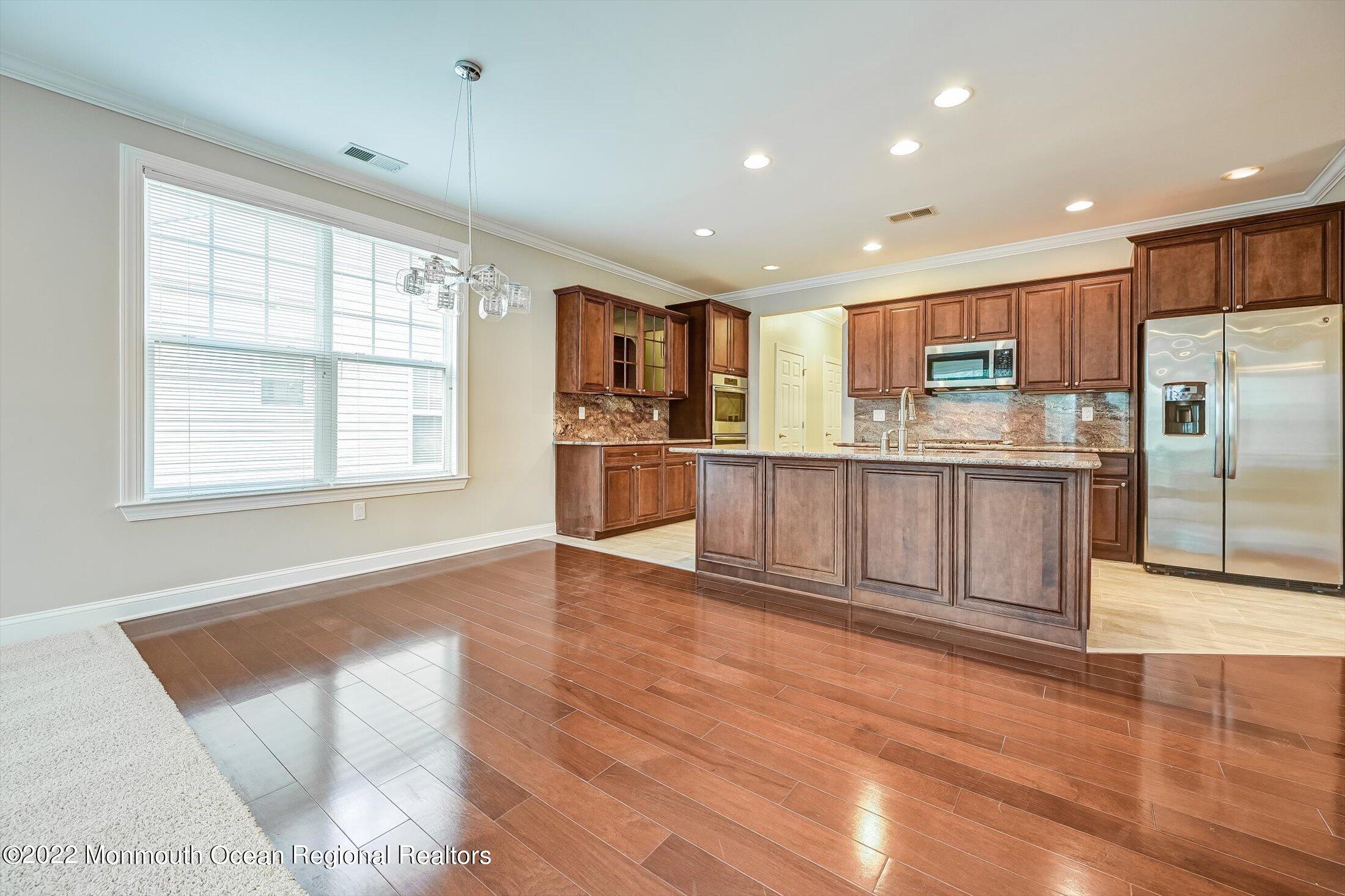25 Comtois Road Manalapan, NJ 07726 - Photo 17 of 46 17-20521264