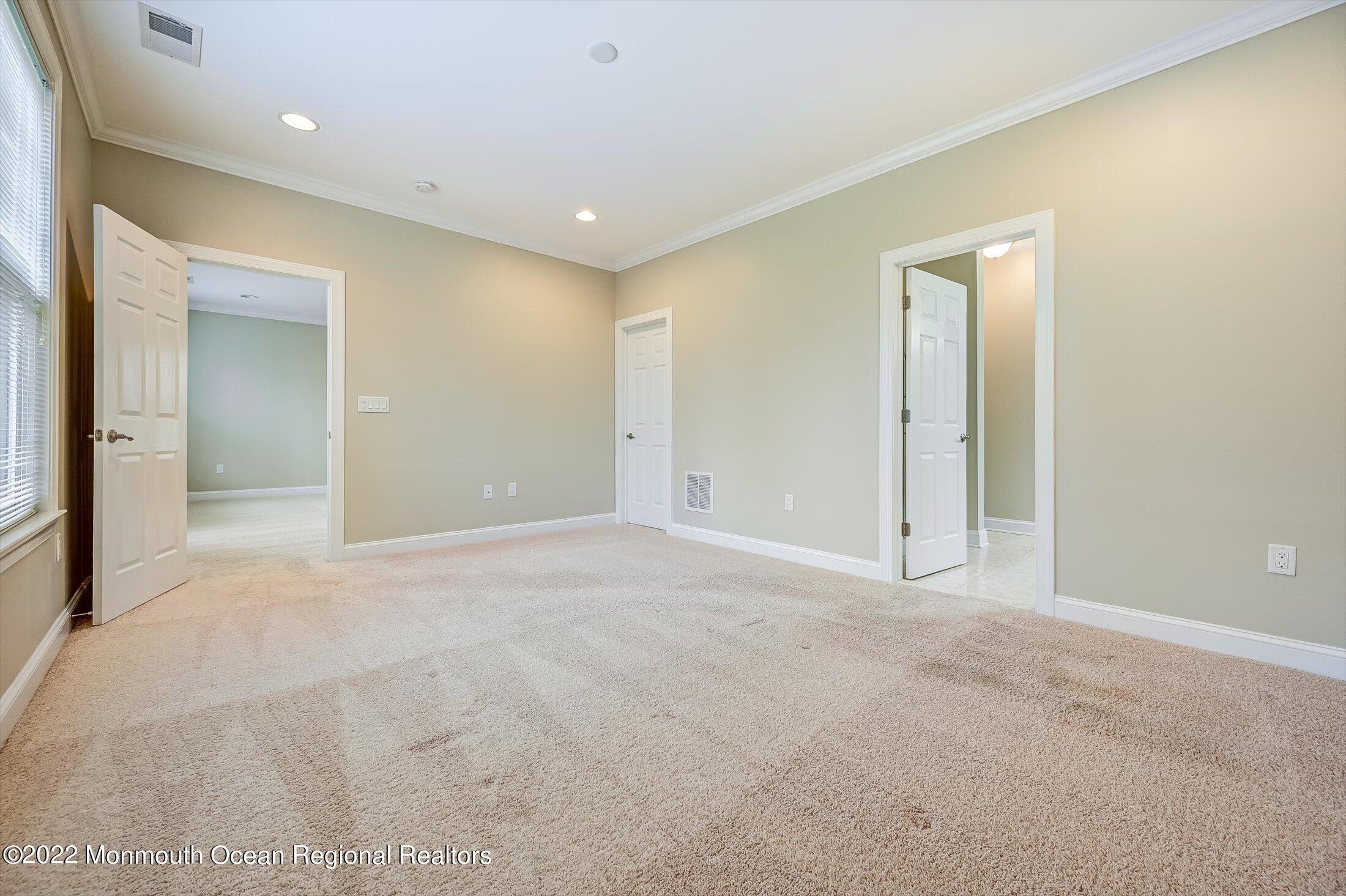 25 Comtois Road Manalapan, NJ 07726 - Photo 22 of 46 22-20521279