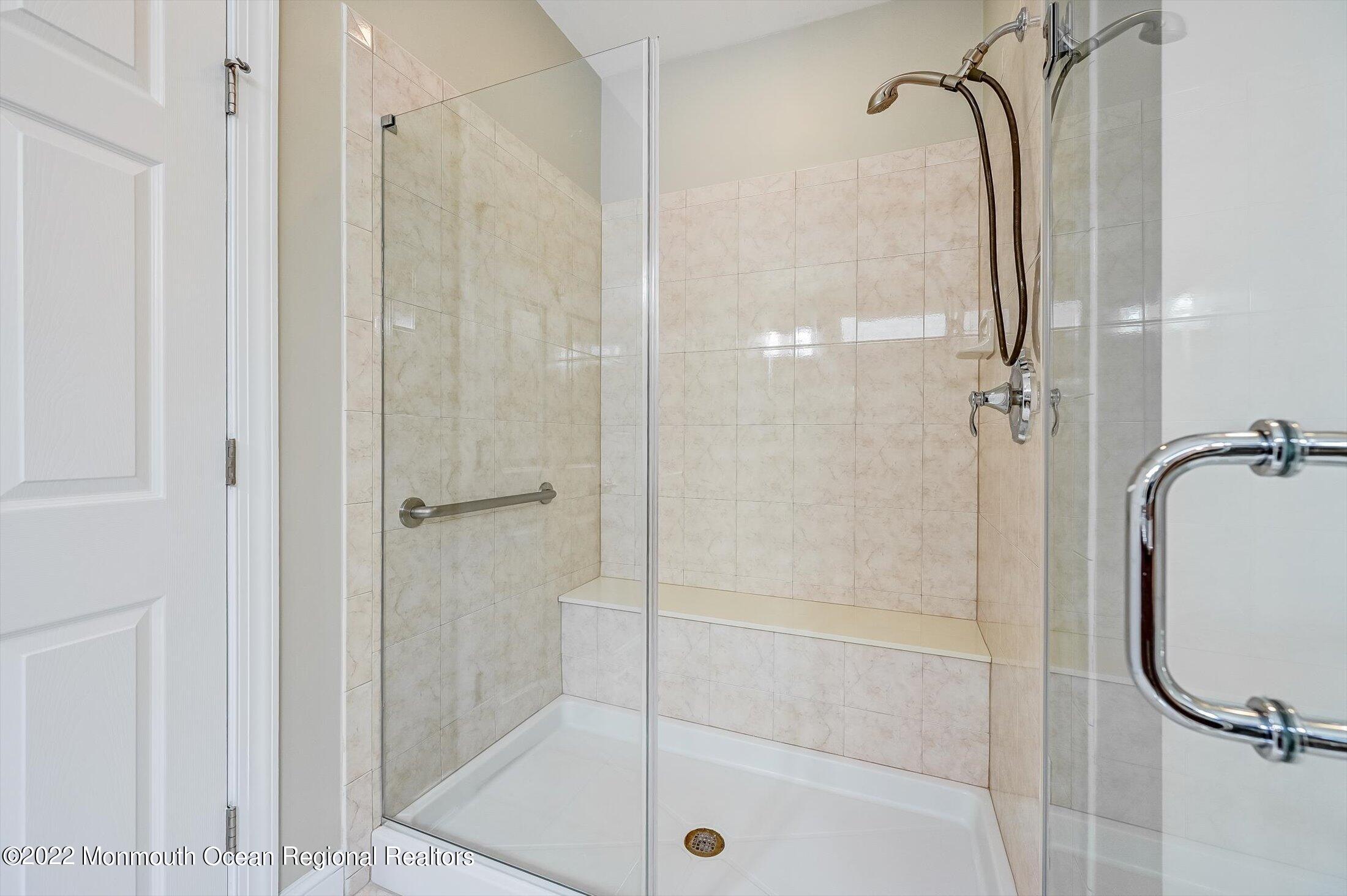 25 Comtois Road Manalapan, NJ 07726 - Photo 25 of 46 25-20521284