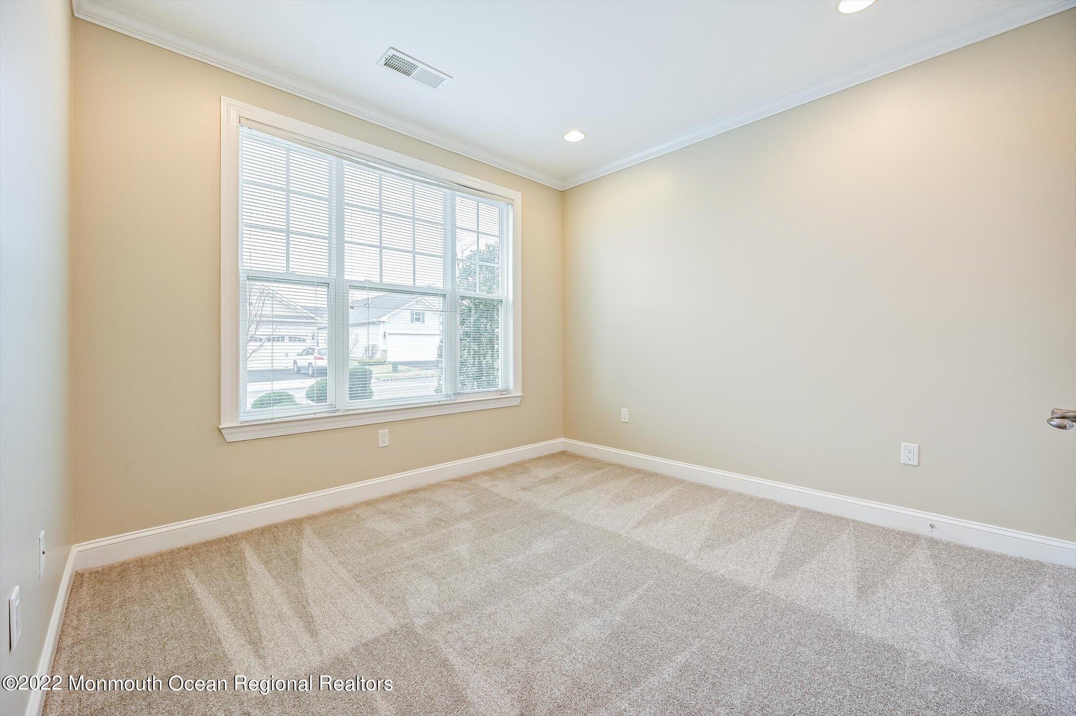 25 Comtois Road Manalapan, NJ 07726 - Photo 4 of 46 04-20521187