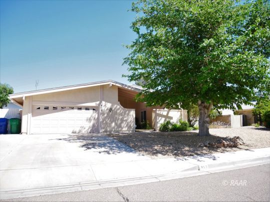916 Jessica Street Ridgecrest, CA 93555 - Photo 1 of 35